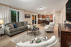 DESTINATION LYNNWOOD